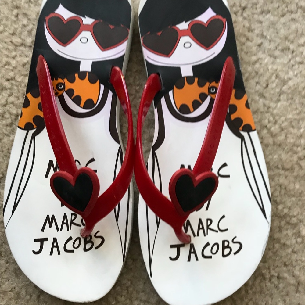 Authentic Marc Jacobs rubber flip flop slippers - Picture 5 of 7